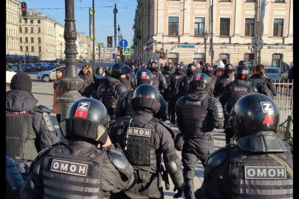ОМОН у Петербурзі, 13 березня 2022 / Фото: Протестна Росія